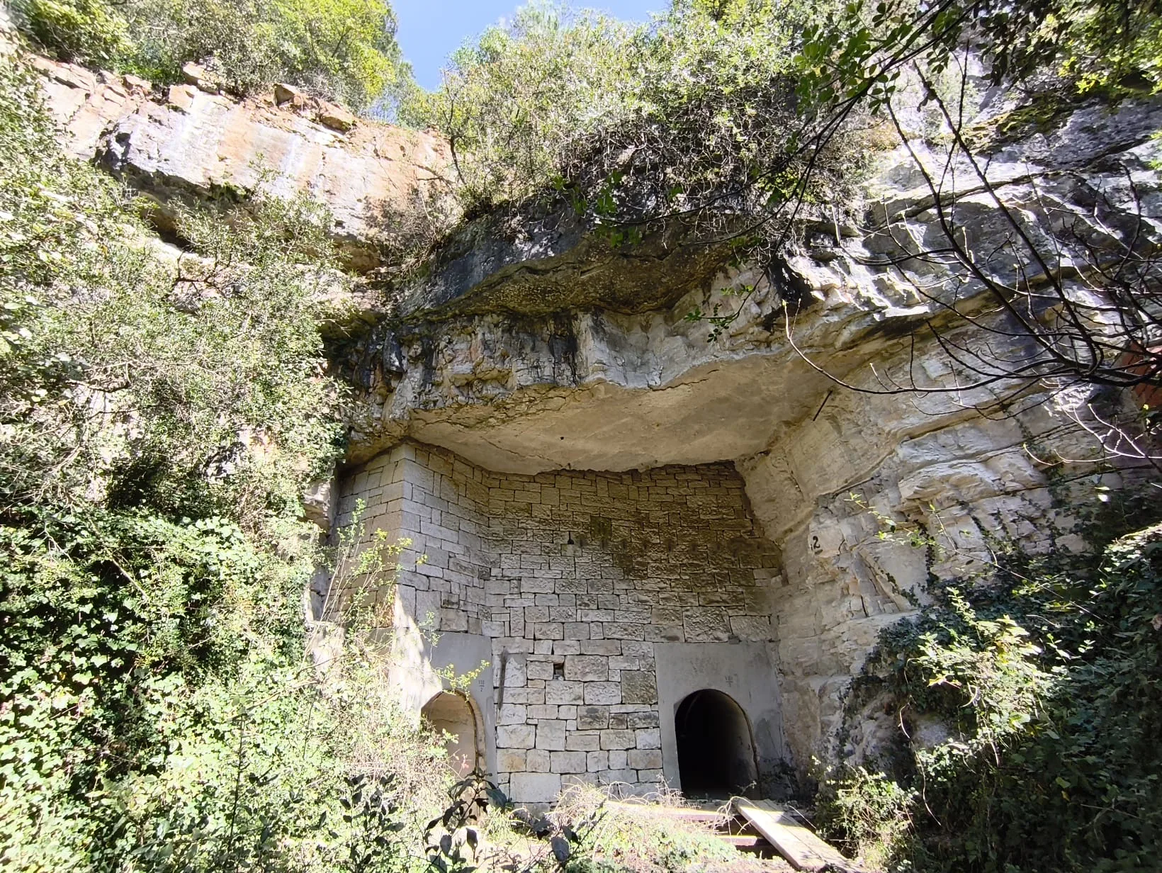 Pula: Discover the Hidden Side of Pula on an E-Bike photo 5