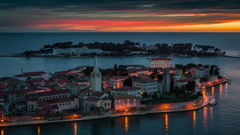 Private Multilingual City Guide in Poreč